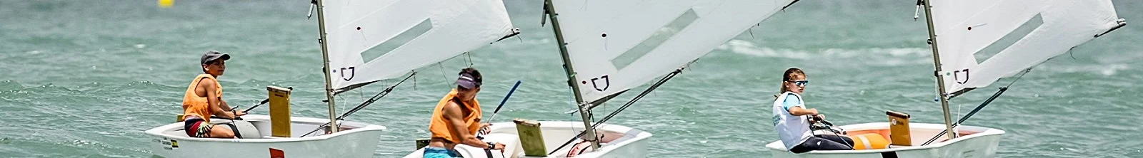 2017 en El Puerto de Santa María, ESPAÑA - JULIO 07: durante el Campeonato de Andalucía por equipos, clase Optimist, en la Bahia de Cádiz. (Photo by Jesus DYañez for dymag.es)